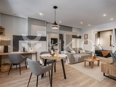 Apartament amb ascensor de lloguer a Calle de Sor Ángela de la Cruz 36