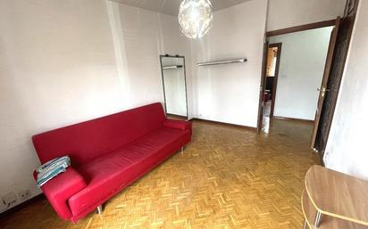 Living room of Flat for sale in  Madrid Capital