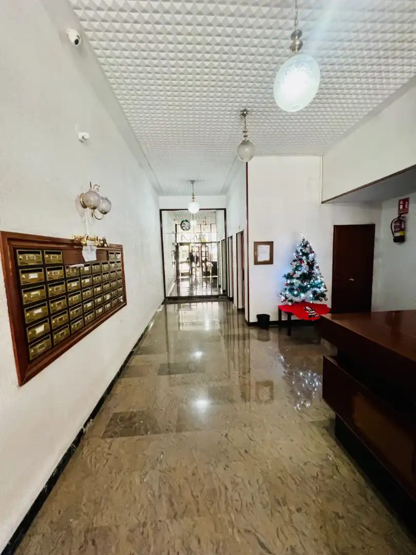Piso en venta en Zaragoza con Calefacción, Amueblado y Horno