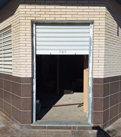 Foto 2 de Garaje en venta en Riu Segura, Madrigal, Vila-real