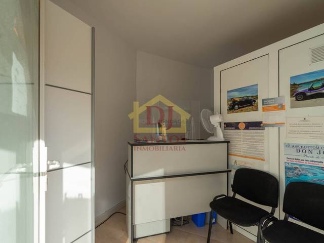 Oficina en Alquiler en N/A en Arenal d'en Castell