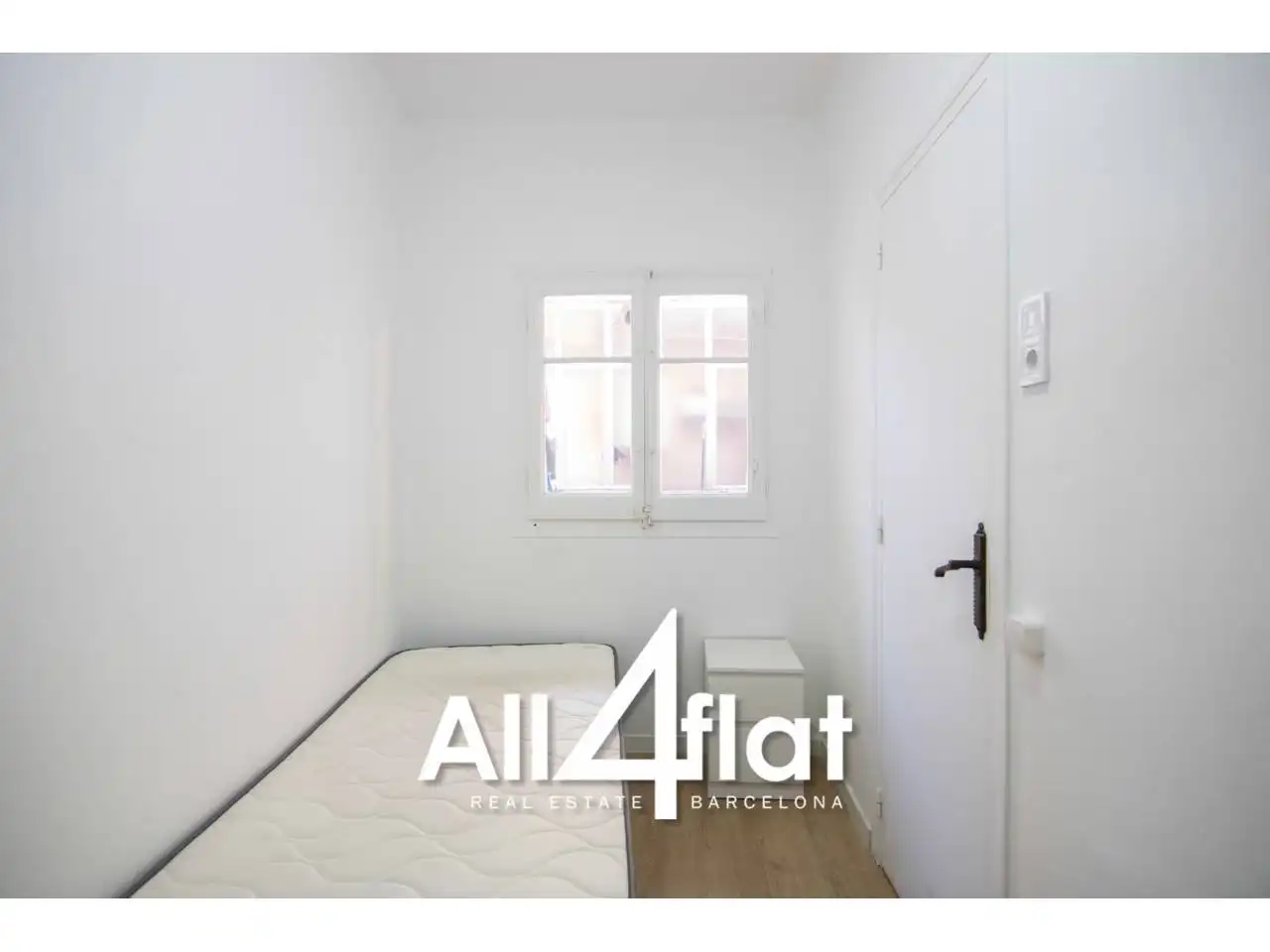 Habitación de Piso de alquiler en L'Hospitalet de Llobregat con Amueblado