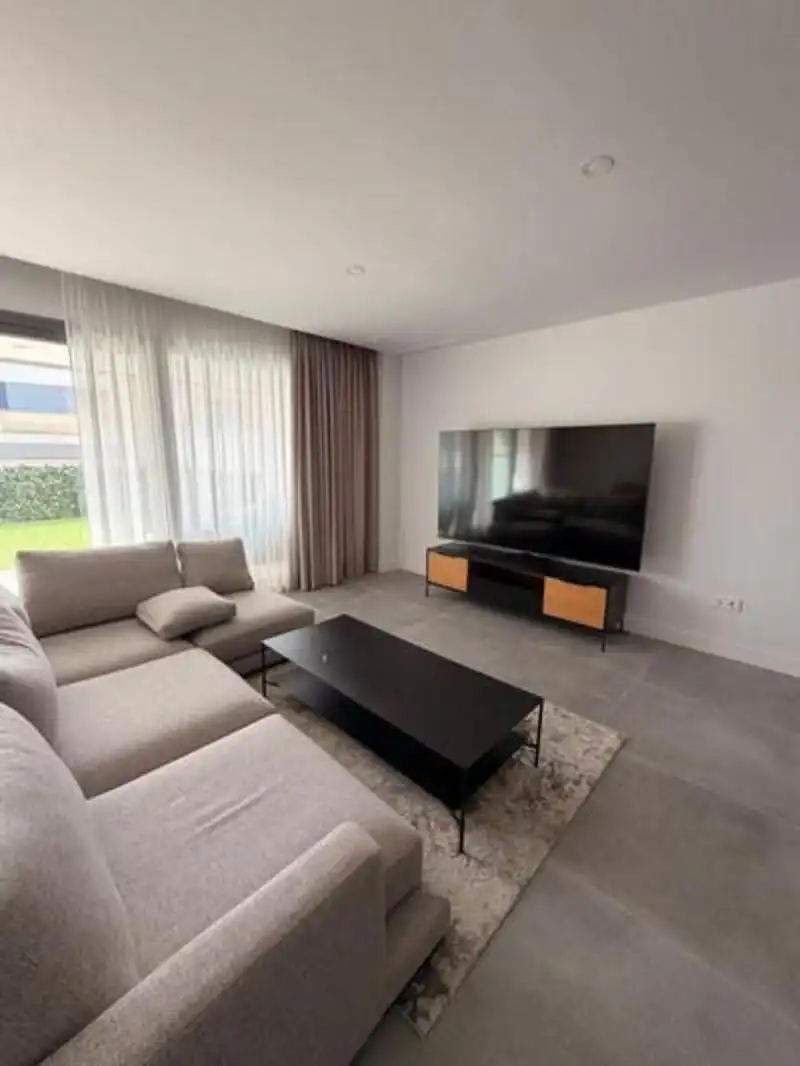 Detached homes for rent in El Faro de Calaburra - Chaparral