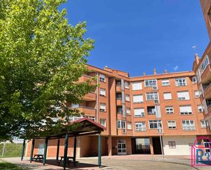 Exterior view of Flat for sale in León Capital   with Heating, Terrace and Storage room