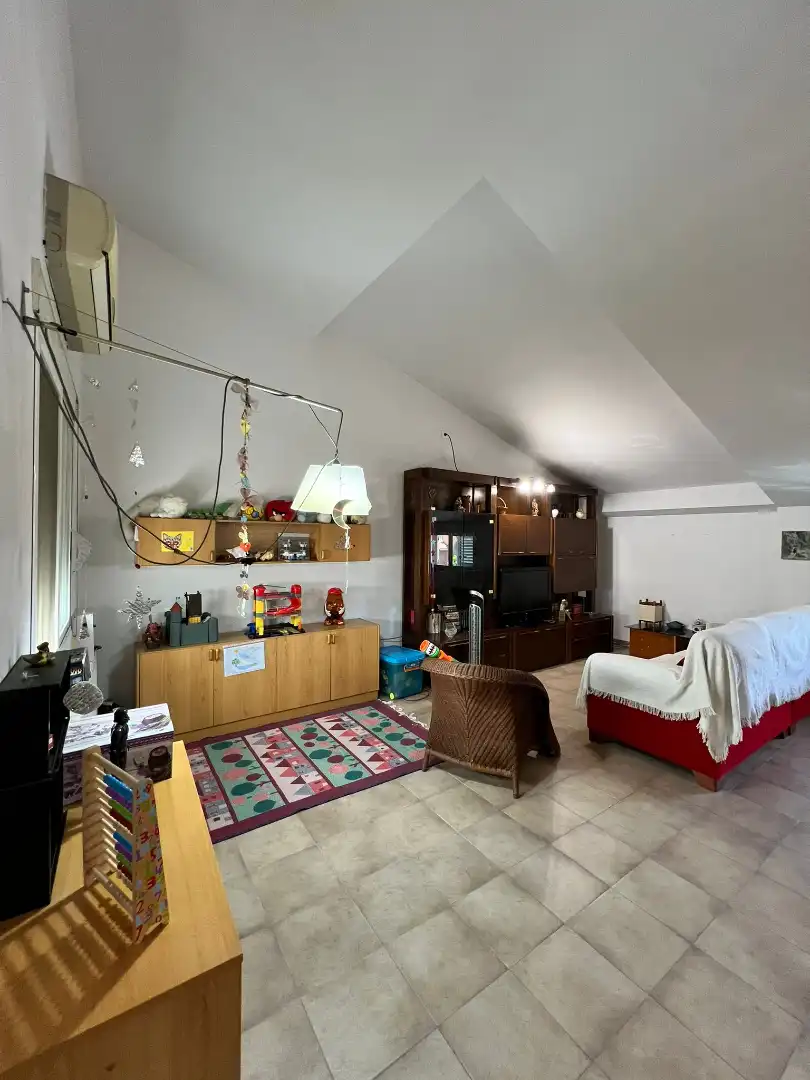 Wohnzimmer von Einfamilien-Reihenhaus zum Verkauf in Sagunto / Sagunt mit Klimaanlage, Heizung und Terrasse