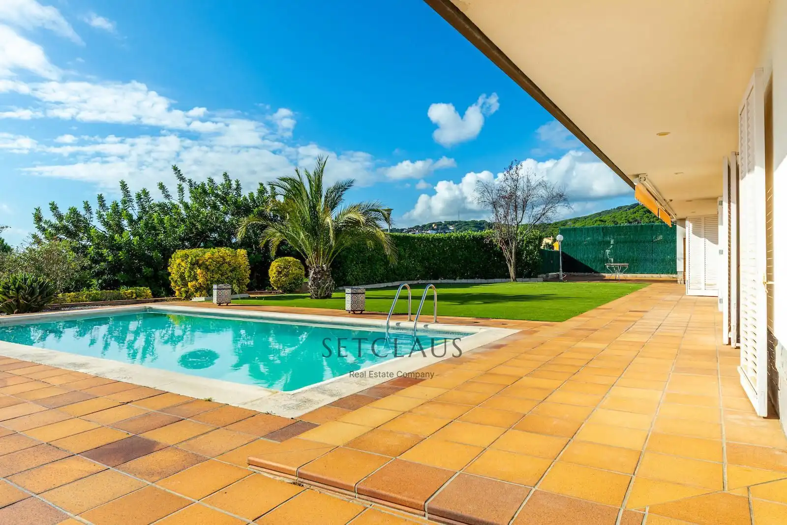 Garden of Houses for sale in Mataró  with Air Conditioner, Heating and Terrace