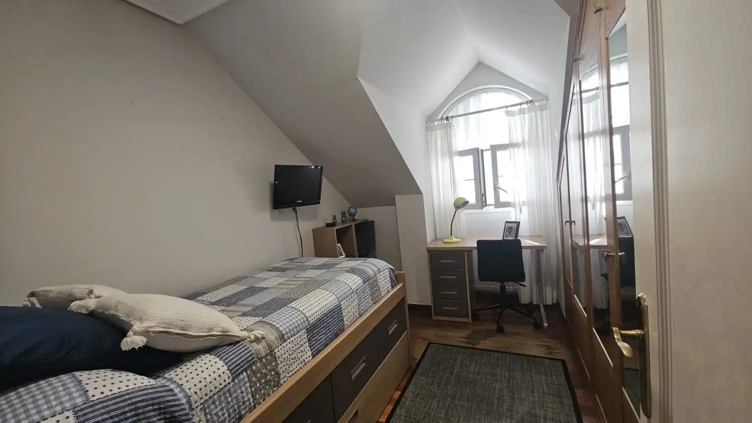 Schlafzimmer von Haus oder Chalet zum Verkauf in Santa Cruz de Bezana mit Heizung