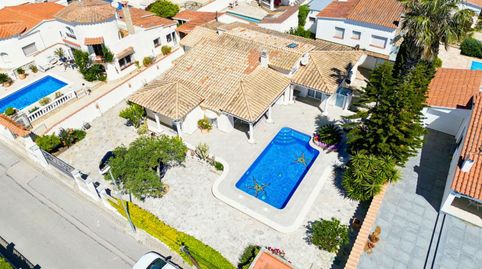 Exclusivo casa de una sola planta situada en el codiciado barrio del Peni de Empuriabrava, a pocos pasos de las playas y cerca de, immagine 5