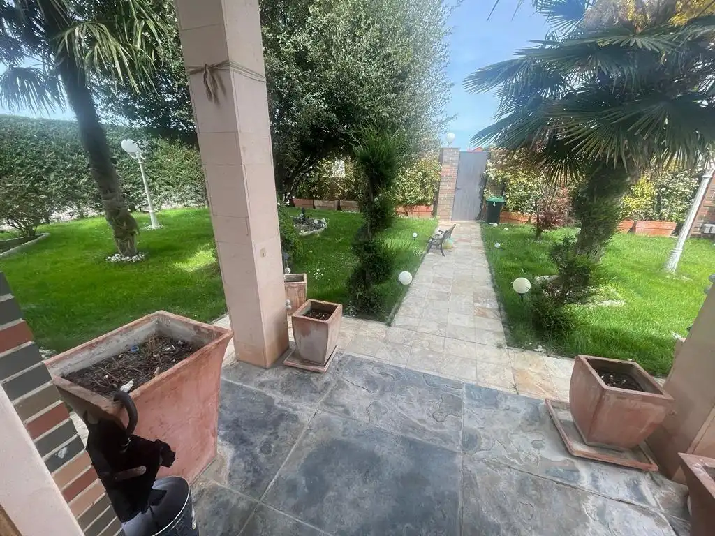 Detached house with pool for sale in Laguna de Duero, imagen 13