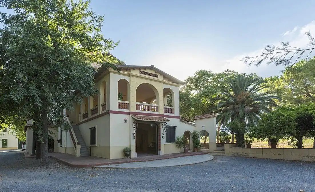 Vista exterior de Finca rústica en venta en Reus con Terraza, Piscina y Amueblado