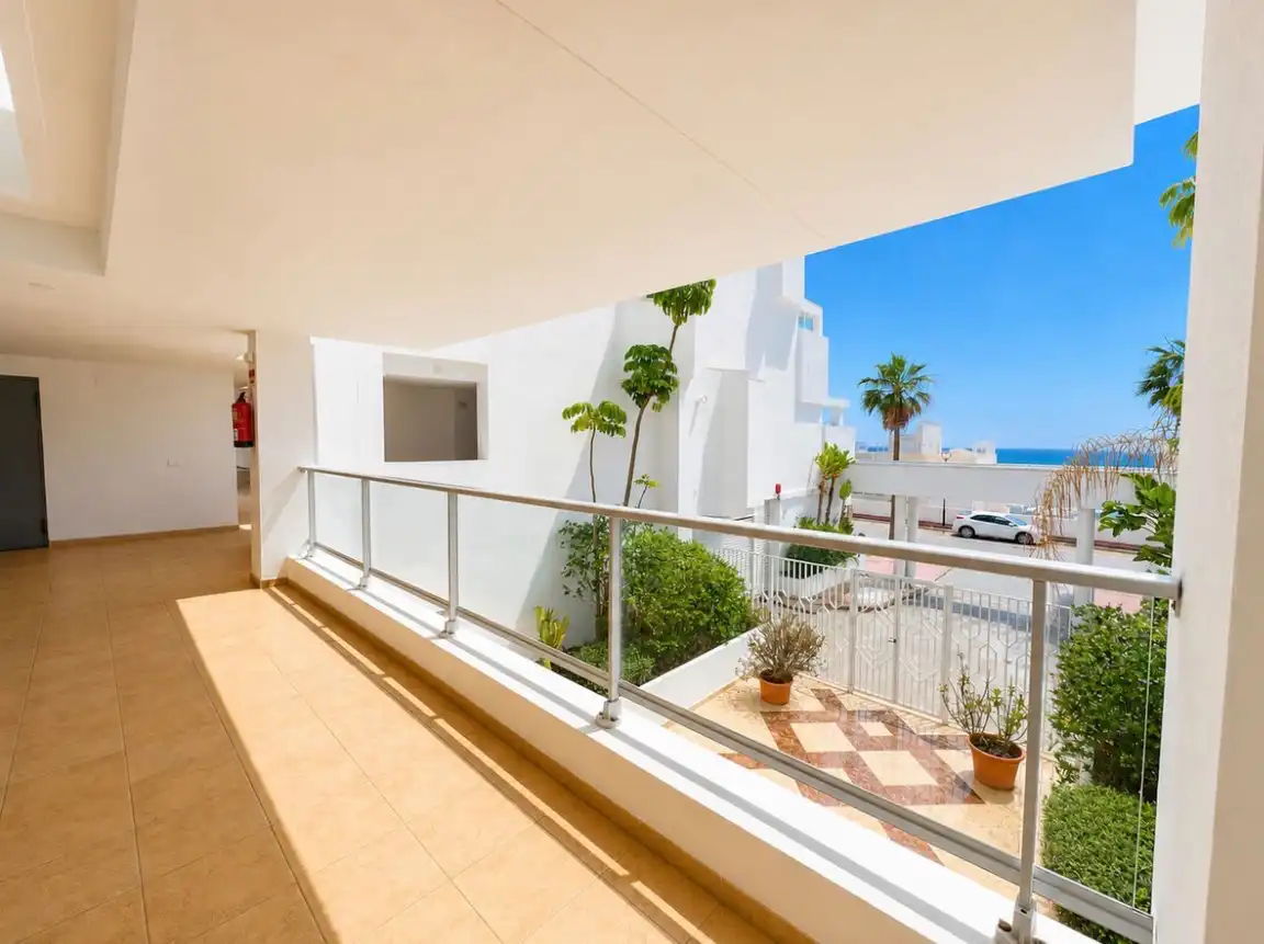 Terrassa de Pis en venda en Benalmádena amb Aire condicionat, Terrassa i Moblat