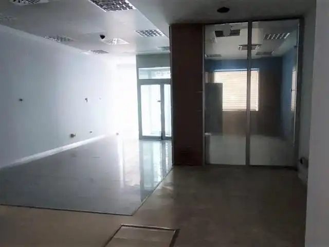 Local commercial à vendre à Martorell, imagen 4