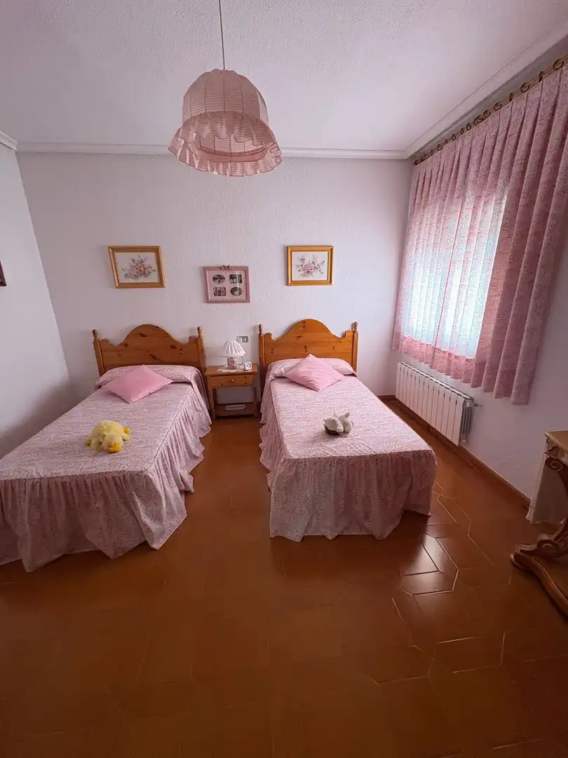 Habitación de Casa o chalet en venta en Las Torres de Cotillas con Aire acondicionado, Calefacción y Jardín privado
