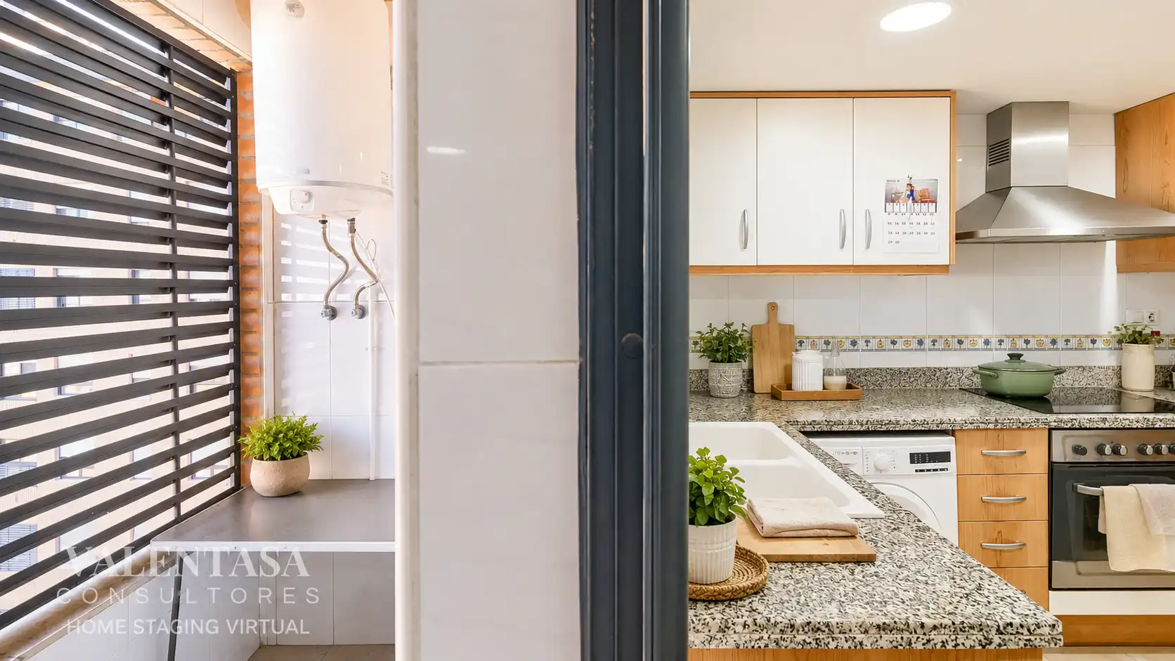 Kitchen of Flat for sale in Valencia  with Furnished and Community pool