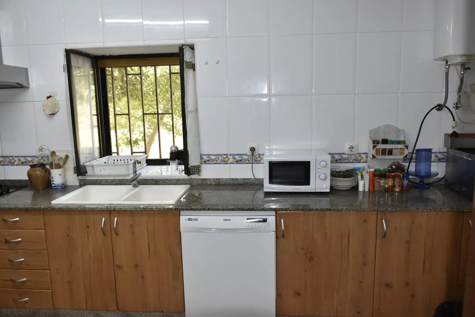 Cocina de Finca rústica en venta en Quatretondeta