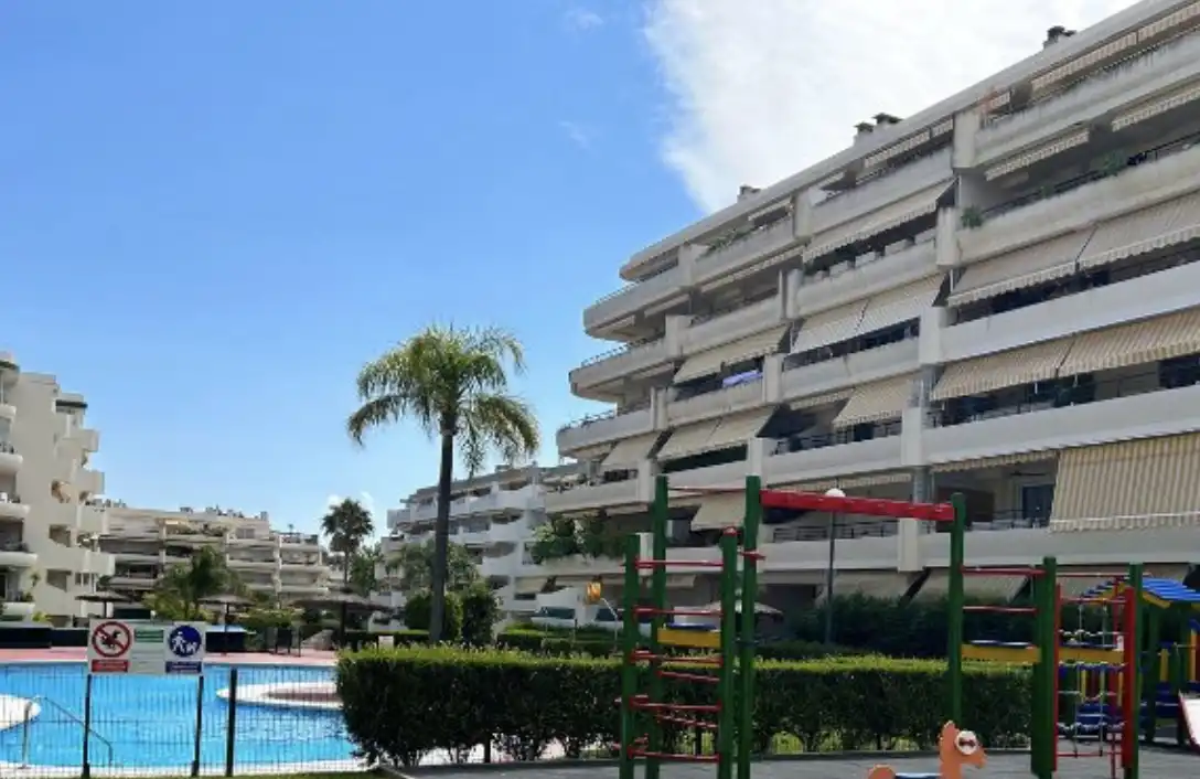 Apartament amb terrassa en venda a San Pedro de Alcántara, imagen 13
