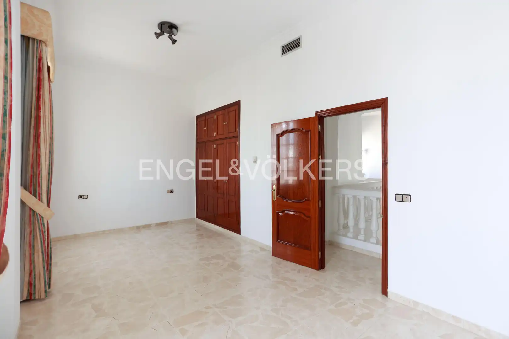Casa o chalet en venta en Los Palacios y Villafranca con Aire acondicionado, Calefacción y Jardín privado