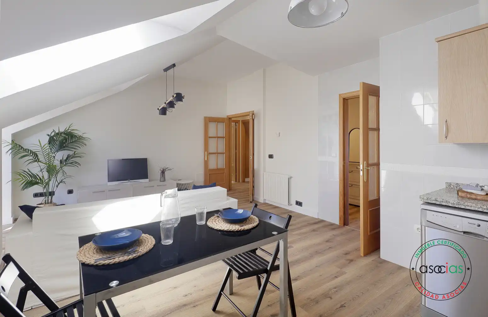 Comedor de Ático en venta en Gijón  con Calefacción, Terraza y Balcón