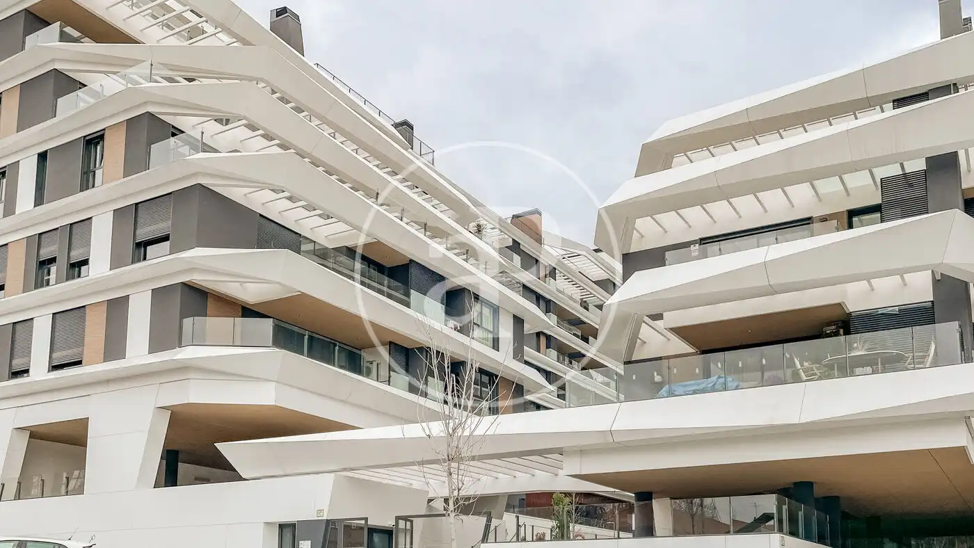 Flat for rent in C. de Alejandro Dumas, Imperial