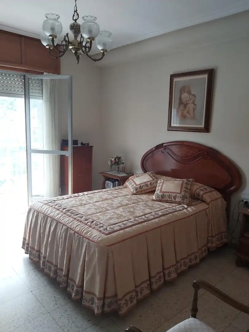 Bedroom of Houses for sale in Ourense Capital 