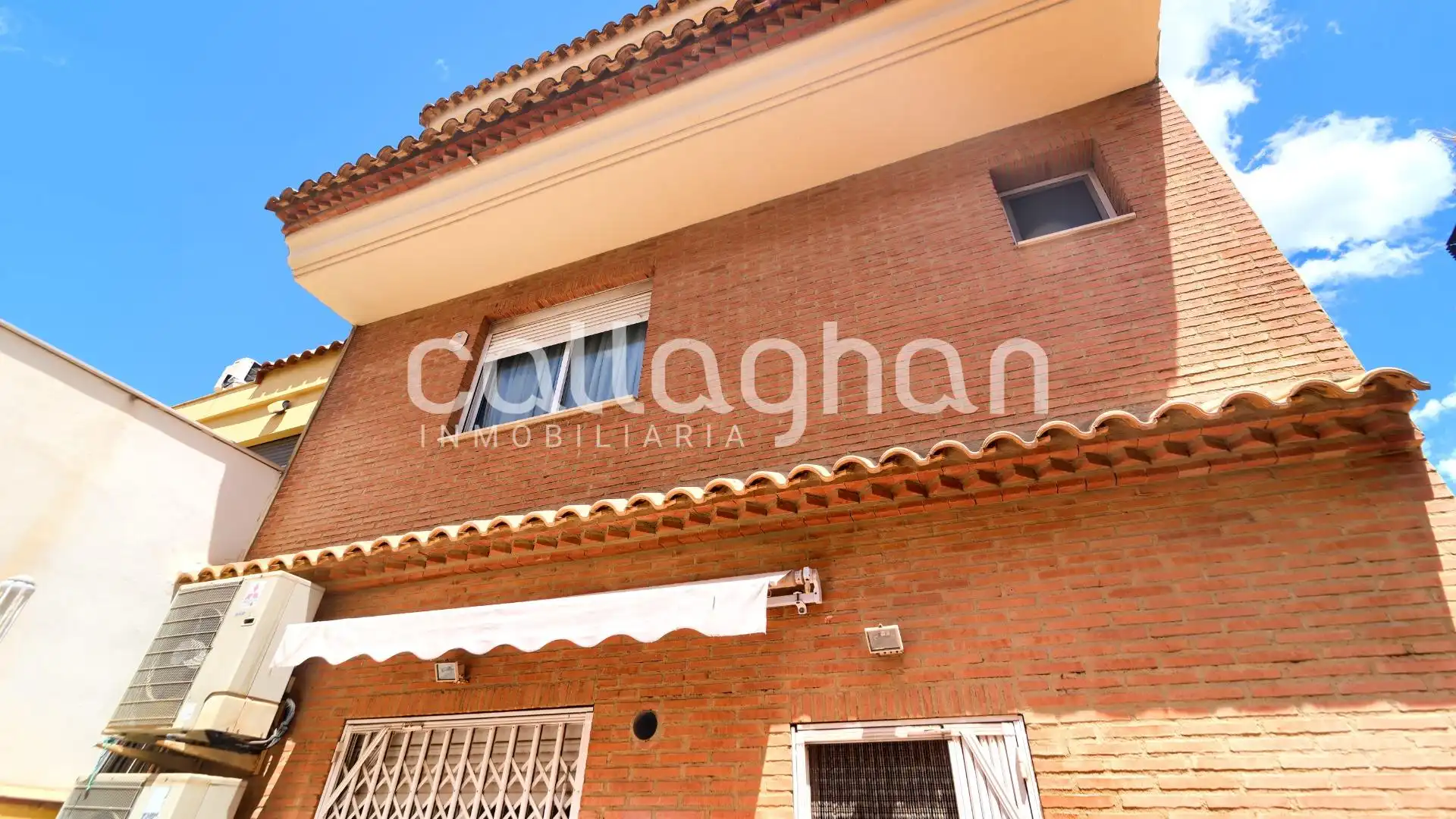 Exterior view of Detached homes for sale in Sedaví  with Air Conditioner, Heating and Terrace