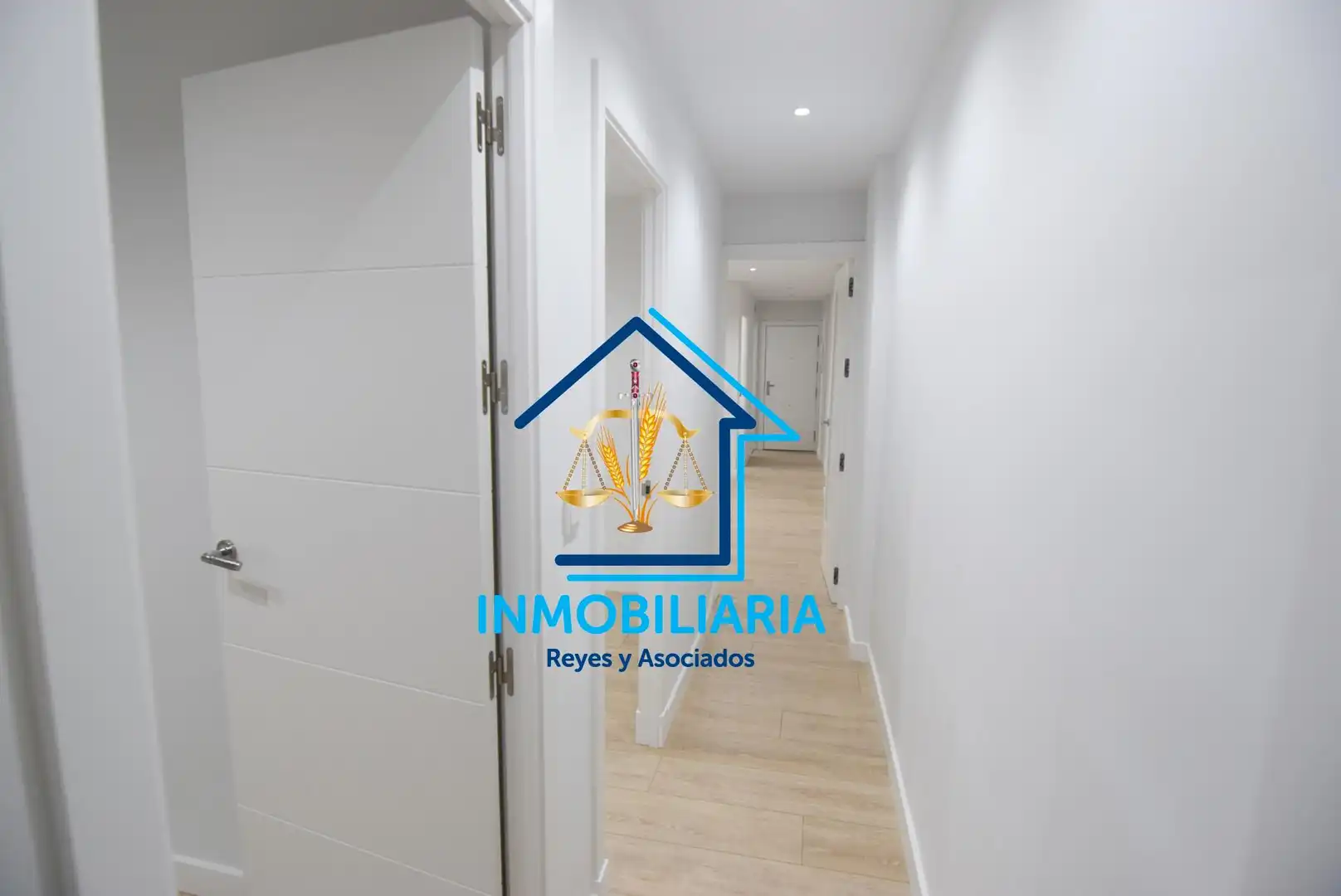Flat for sale in Córdoba  with Air Conditioner and Heating