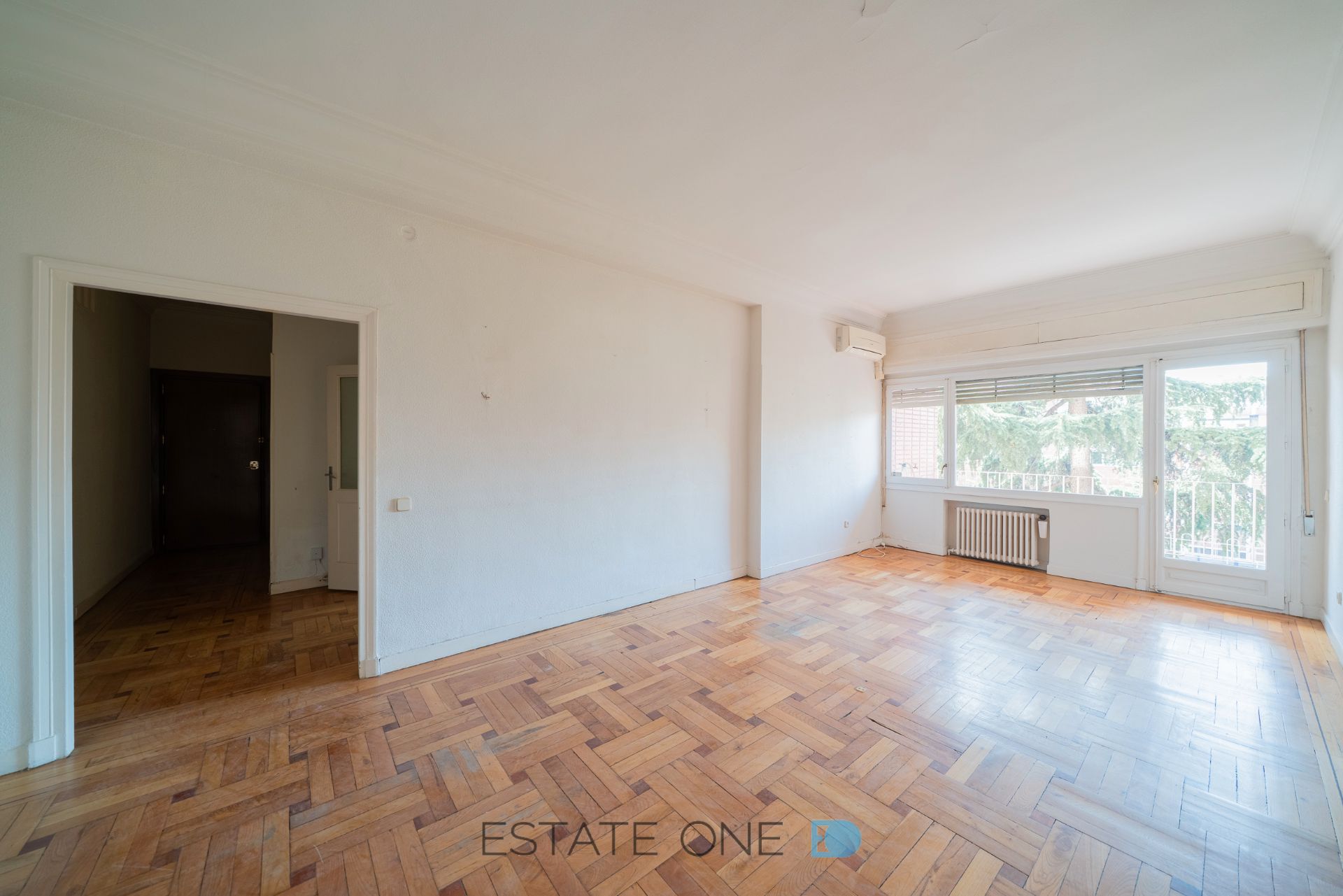 Sala d'estar de Pis en venda en  Madrid Capital amb Terrassa i Traster