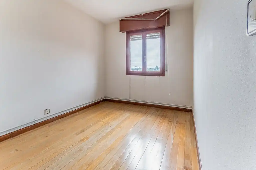 Piso en venta en Barrio Galaz, imagen 7