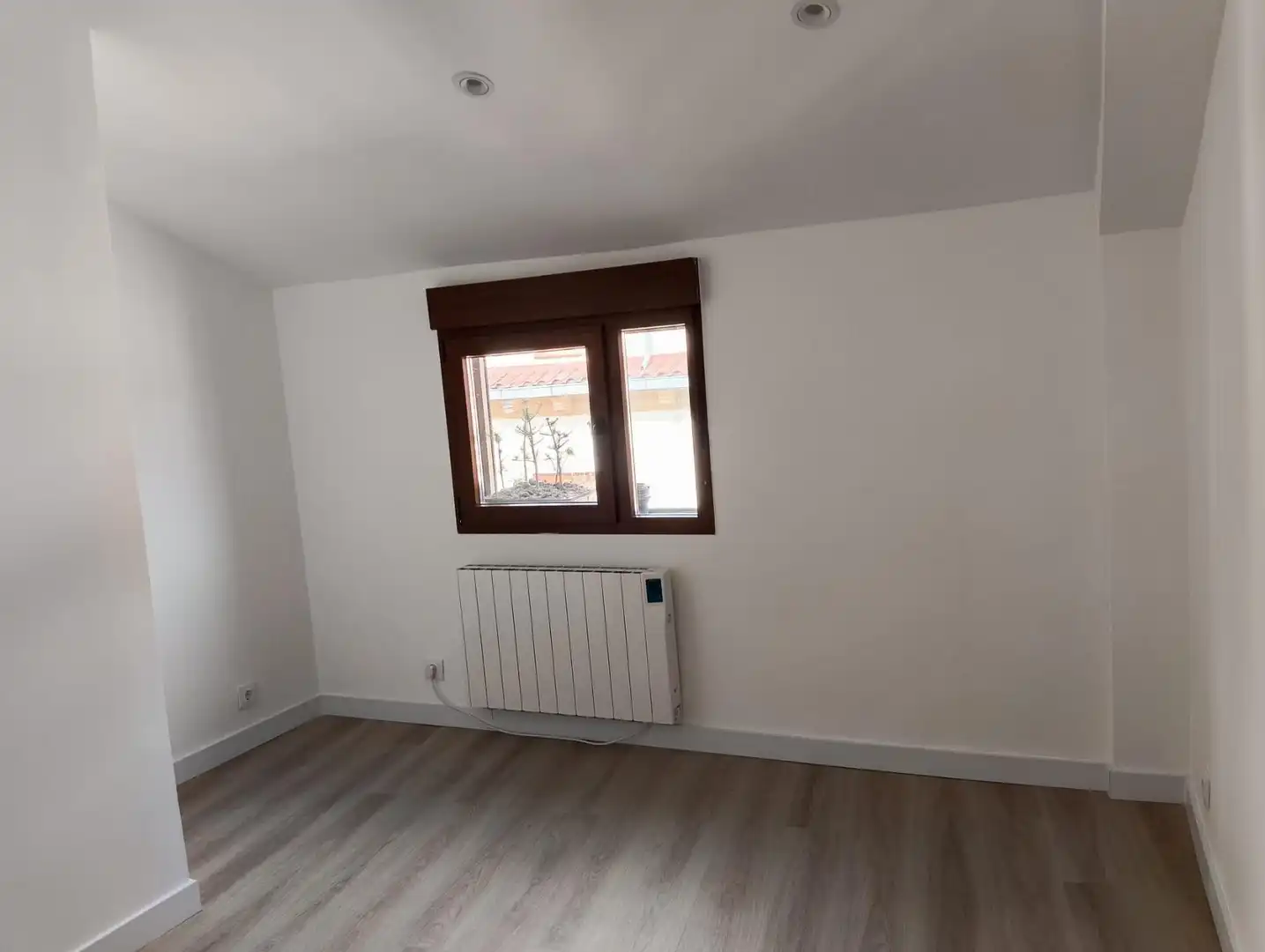 Bedroom of Flat for sale in San Lorenzo de El Escorial  with Heating