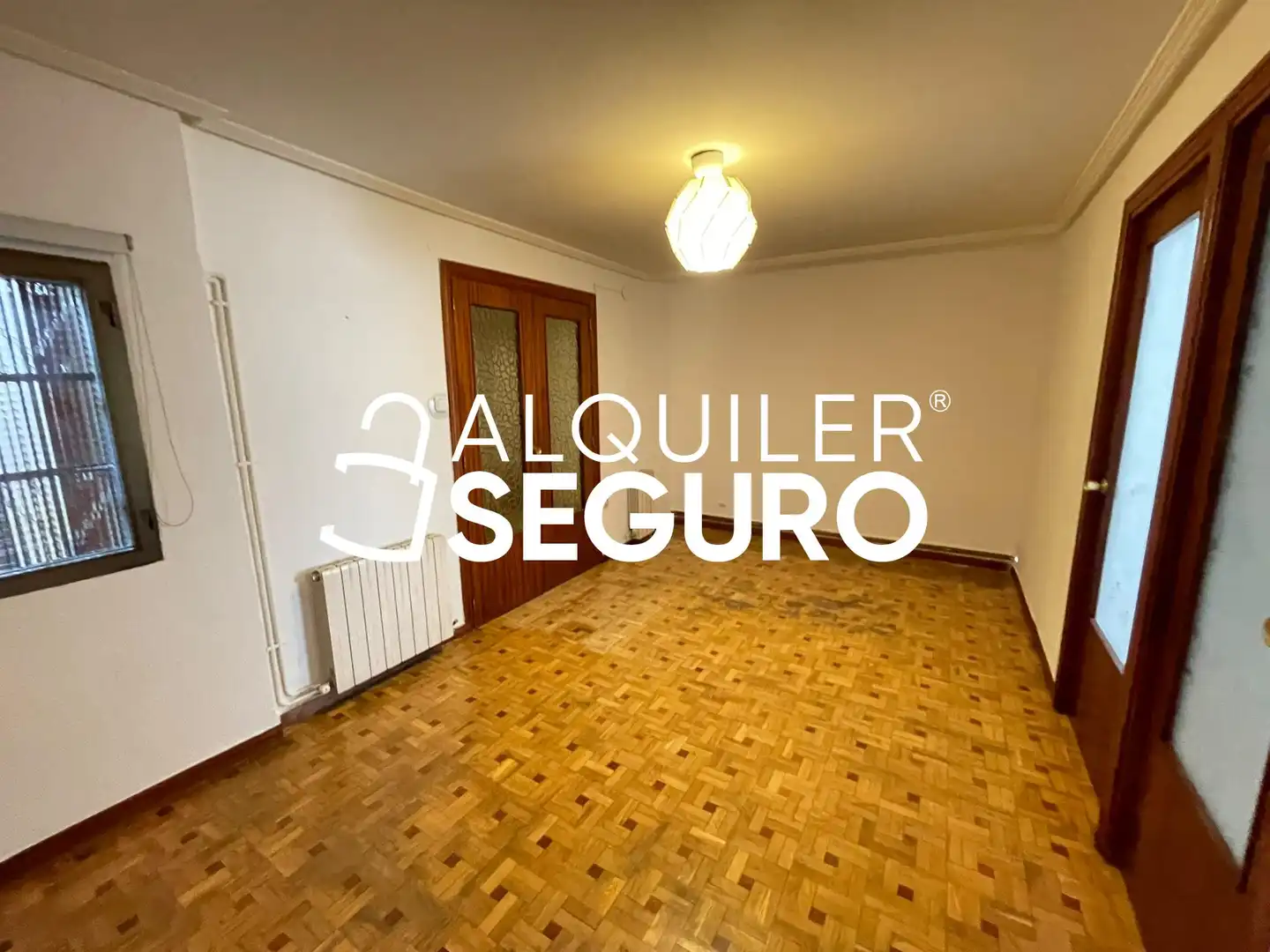 Habitación de Piso de alquiler en Madrid con Aire acondicionado, Calefacción y Amueblado