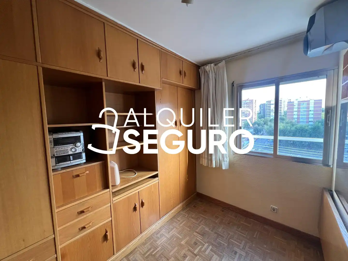 Habitación de Piso de alquiler en Fuencarral - El Pardo