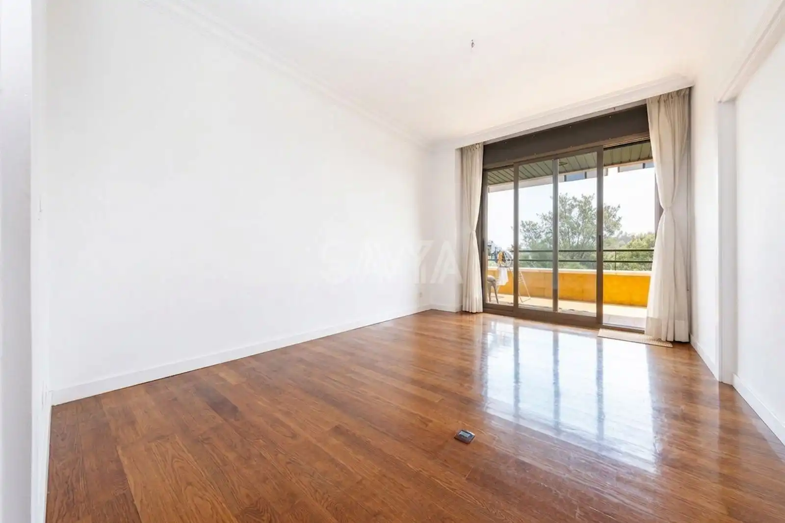 Schlafzimmer von Dachboden zur Miete in Barcelona mit Klimaanlage, Heizung und Terrasse