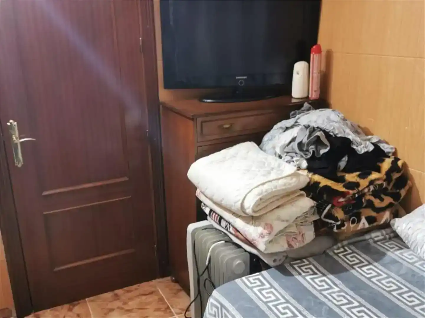 Habitación de Casa o chalet en venta en Carmona con Aire acondicionado, Jardín privado y Trastero