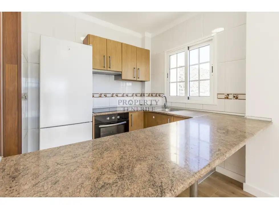 Küche von Wohnung zum Verkauf in Arona mit Terrasse und Schwimmbad