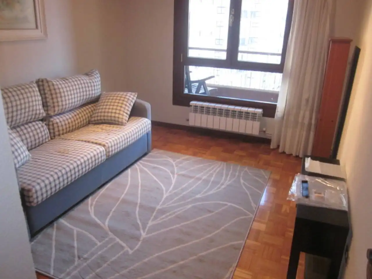 Sala de estar de Piso de alquiler en  Logroño con Calefacción, Terraza y Trastero