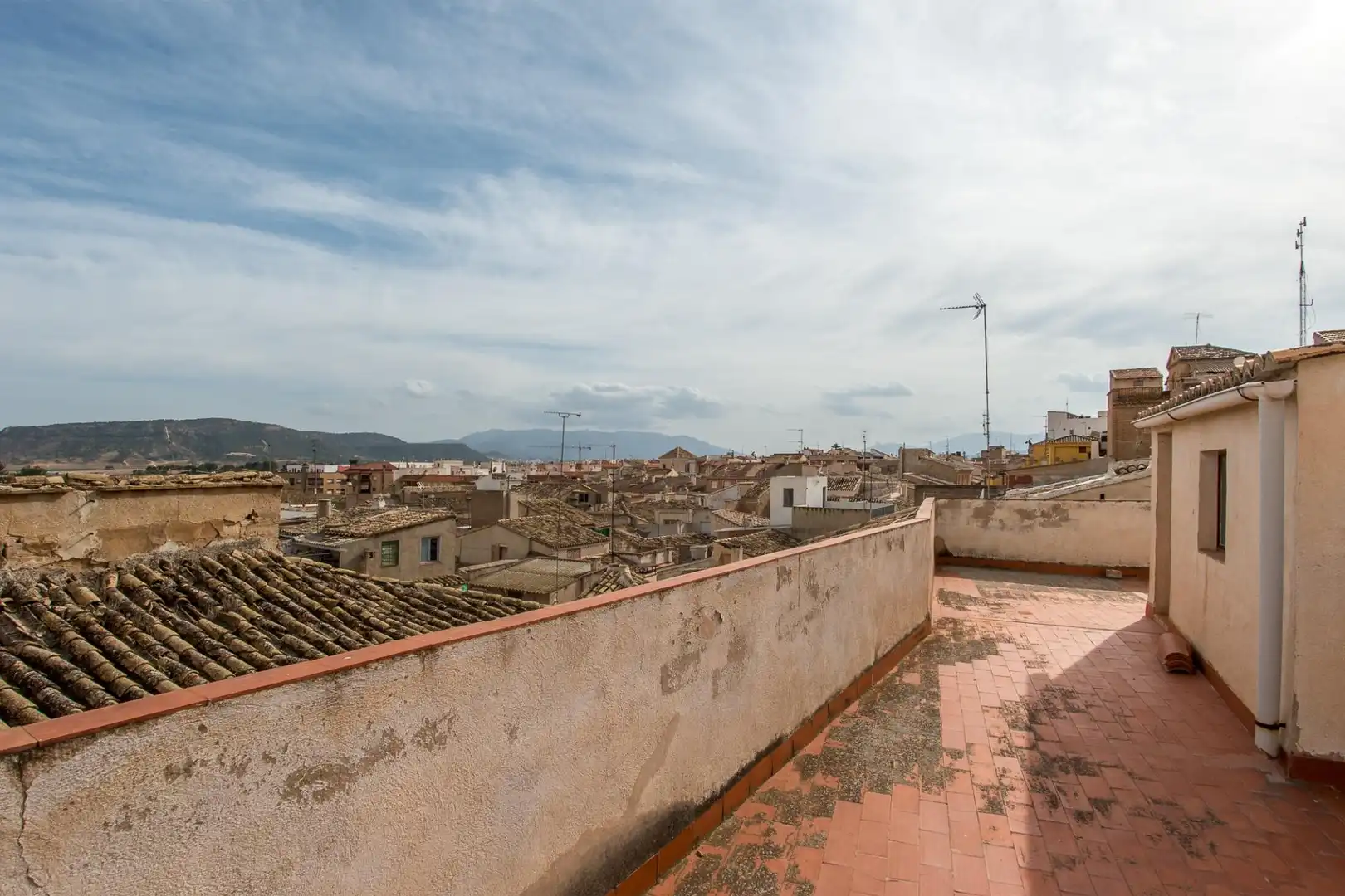 Buildings for sale in Mula