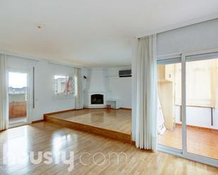 Sala d'estar de Pis en venda en Sant Andreu de Llavaneres amb Aire condicionat, Calefacció i Parquet