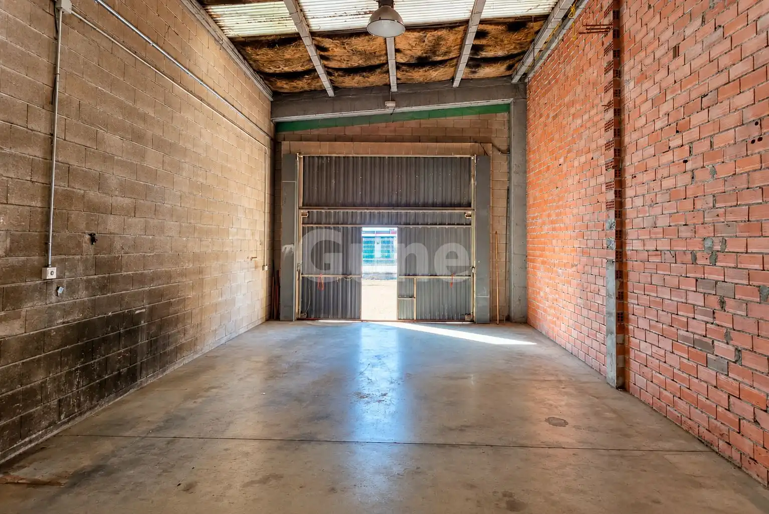 Local comercial de lloguer a Zaldibibidea