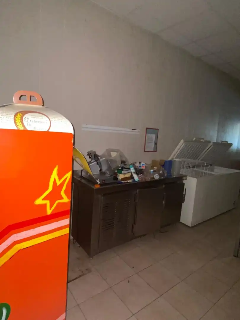 Local comercial en venda a Calle Maestra Miret, imagen 14