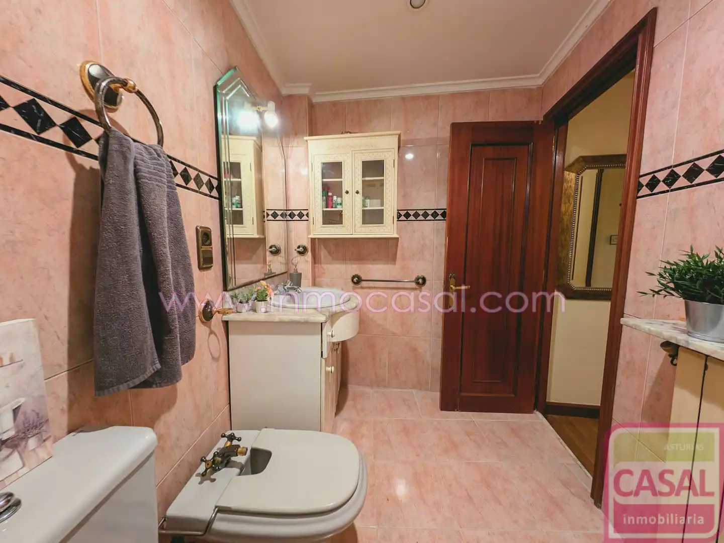 Badezimmer von Wohnung zum Verkauf in Mieres (Asturias) mit Heizung, Abstellraum und Möbliert