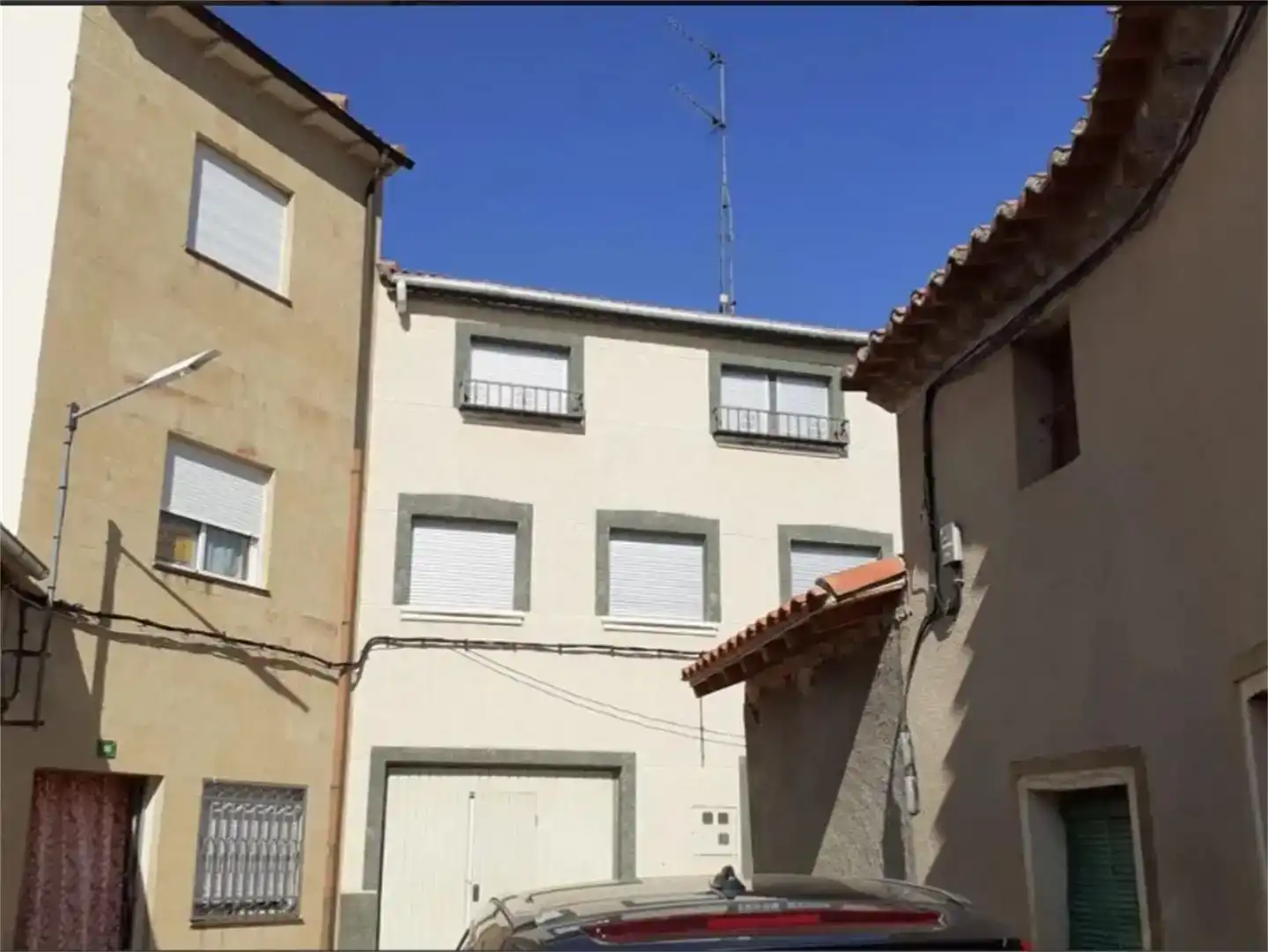 Vista exterior de Apartament en venda en Fuentelapeña amb Moblat