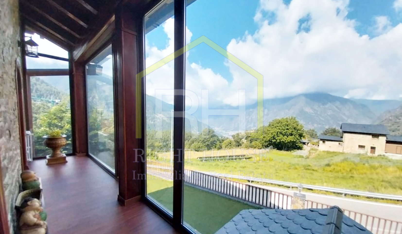 Vista exterior de Casa o chalet en venta en Escaldes – Engordany con Calefacción, Jardín privado y Parquet