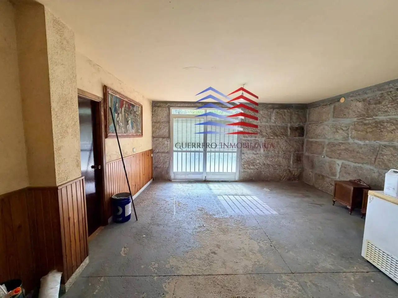 Casa o xalet de lloguer en San Cibrao das Viñas amb Calefacció, Terrassa i Moblat
