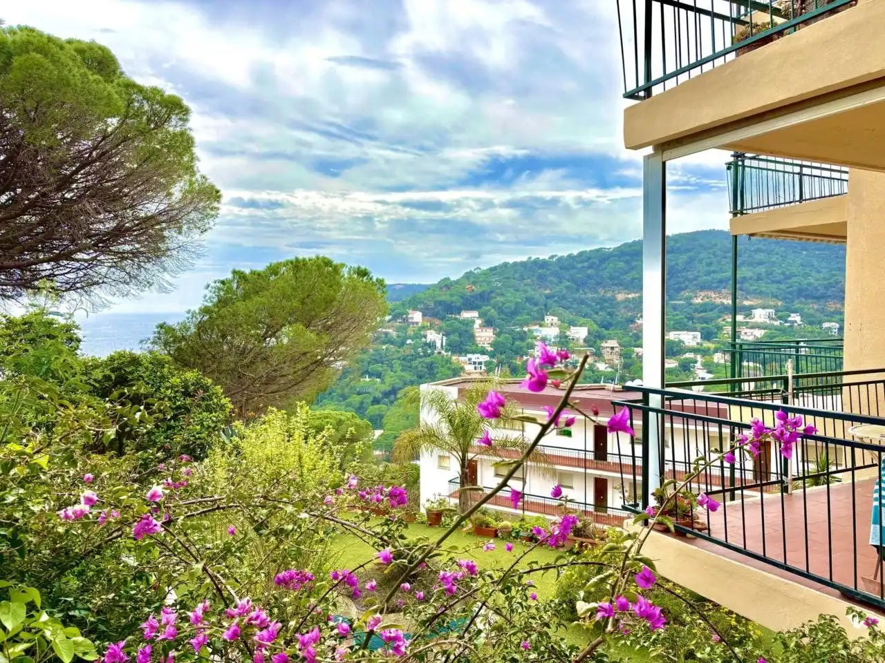 Vista exterior de Piso en venta en Santa Cristina d'Aro con Terraza