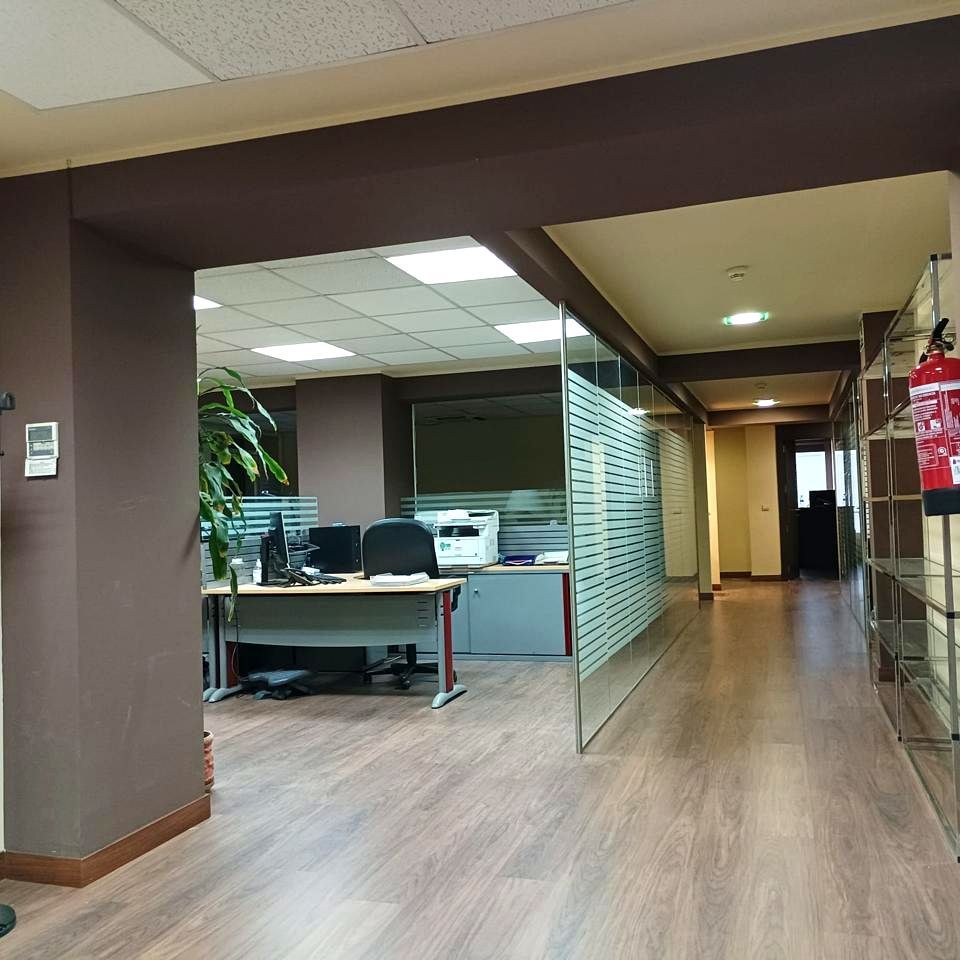 Office to rent in  Madrid Capital  with Air Conditioner