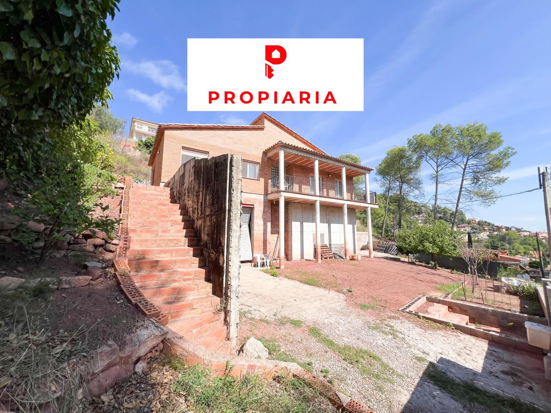 Vista exterior de Casa o chalet en venta en Corbera de Llobregat con Calefacción, Jardín privado y Terraza