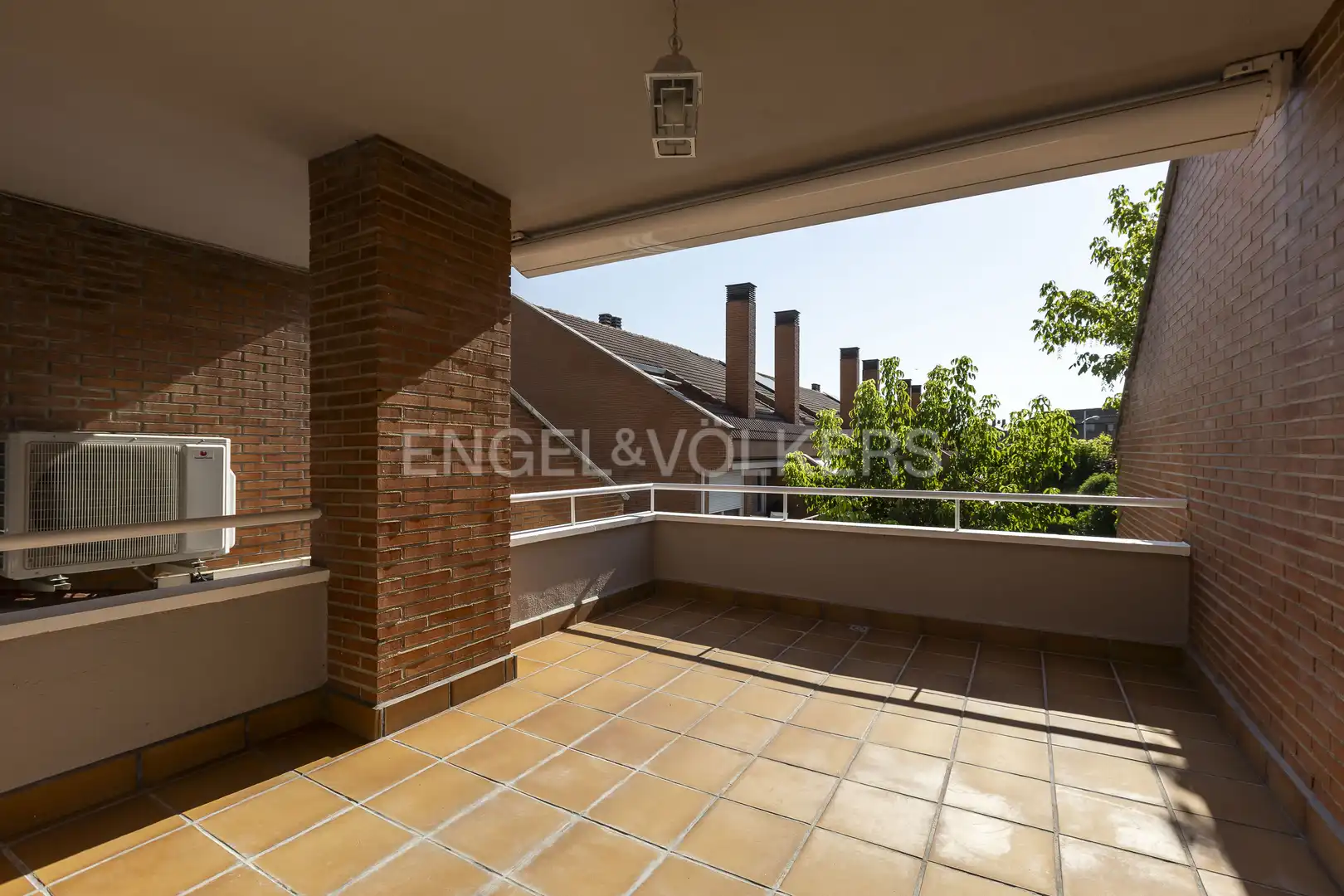 Terrace of Houses for sale in Pozuelo de Alarcón  with Air Conditioner, Heating and Swimming Pool
