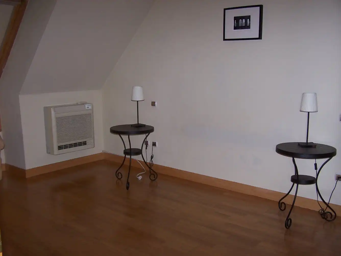 Bedroom of Flat for rent in Pozuelo de Alarcón  with Air Conditioner, Heating and Parquet flooring