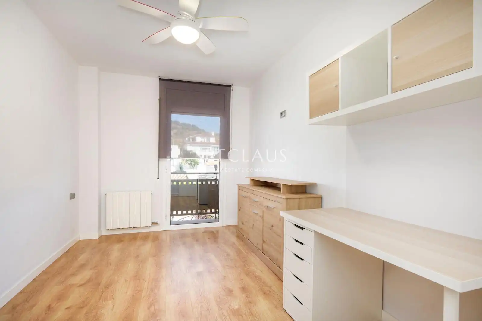 Bedroom of Attic for rent in Tiana  with Air Conditioner, Heating and Parquet flooring