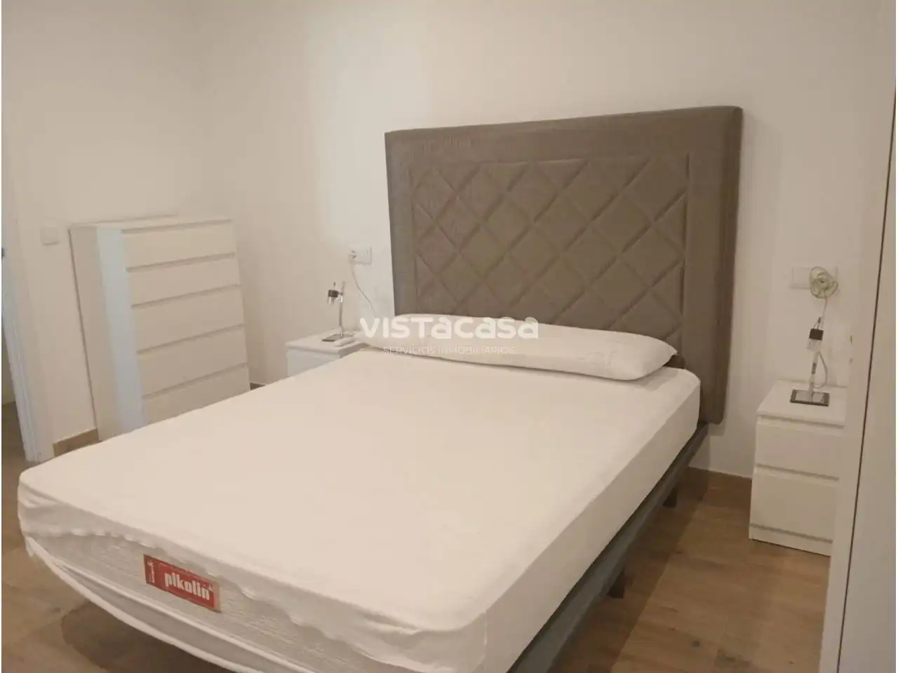 Habitación de Piso de alquiler en Mairena del Alcor con Aire acondicionado, Terraza y Amueblado